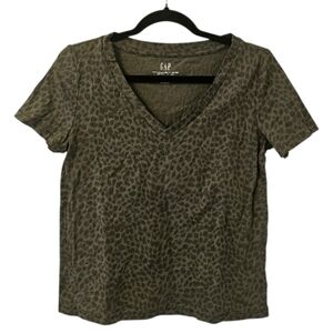 Green GAP Women's 100% Organic Cotton Vintage Animal Print V-Neck T-Shirt